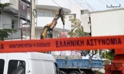 Συνελήφθησαν δύο εργολάβοι για το χθεσινό εργατικό δυστύχημα στην Βούλα