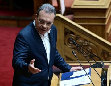 Φάμελλος στη Βουλή: «Η δύναμη ισχύος δεν είναι στο κυνήγι των εξοπλισμών»