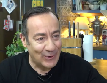 Σωτήρης Καλυβάτσης για Μαρία Σολωμού: «Μπορεί με τους 50άρηδες που έρχεται σε επαφή, αυτό να έχει εισπράξει»