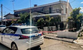 Μαρτυρία σοκ για το διπλό έγκλημα στο Αίγιο: «Άκουγα τα βογγητά του θείου, τον είχε κάνει λιώμα»