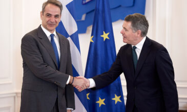 Μητσοτάκης στον πρόεδρο του Eurogroup: Η ελληνική οικονομία σημειώνει συνεχή πρόοδο
