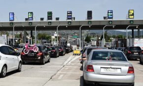 Κορυφώνεται σήμερα Μ. Παρασκευή η έξοδος των εκδρομέων του Πάσχα