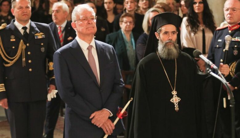 Κωνσταντίνος Τασούλας: «Γιορτάζουμε σήμερα τη νίκη της ζωής, τη νίκη του φωτός και τη νίκη της αισιοδοξίας»