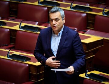 Μαμουλάκης για τα μέτρα στήριξης της κυβέρνησης: «Θέλει πολύ θράσος για να πανηγυρίζεις»
