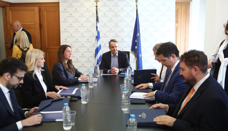 Μητσοτάκης από το υπουργείο Κοινωνικής Συνοχής και Οικογένειας: Η προσιτή στέγη είναι δικαίωμα για όλους και υποχρέωση της Πολιτείας