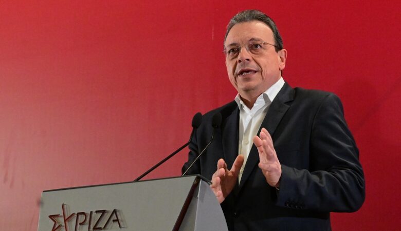 Φάμελλος: «Η κυβέρνηση προσπαθεί με επιδόματα να αντιμετωπίσει την δημοσκοπική πτώση»