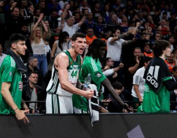Euroleague: «Έσπασε» την έδρα της Εφές ο Παναθηναϊκός και προηγείται 2-1 στις νίκες στα πλέι οφ