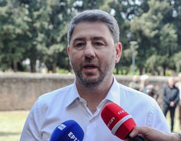 Ανδρουλάκης: «Τιμούμε τους εργαζομένους που αγωνιούν για εργασία με δικαιώματα, ασφάλεια, ελπίδα και προοπτική»