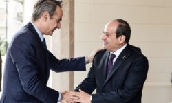 Συνάντηση Μητσοτάκη με τον πρόεδρο της Αιγύπτου αύριο στο Μέγαρο Μαξίμου