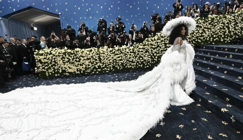 Οι εμφανίσεις που ξεχώρισαν στο περίφημο Met Gala της Νέας Υόρκης