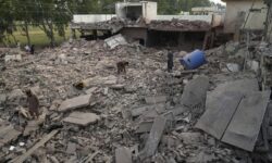 Η Ινδία υποστηρίζει ότι οι στόχοι των βομβαρδισμών της στο Πακιστάν ήταν «στρατόπεδα τρομοκρατών»