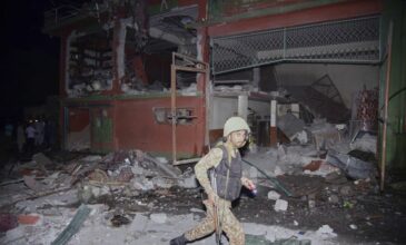 Εντείνονται οι εχθροπραξίες μεταξύ Ινδίας και Πακιστάν: Ανταλλαγή βομβαρδισμών και τουλάχιστον 11 νεκροί – Δείτε  βίντεο