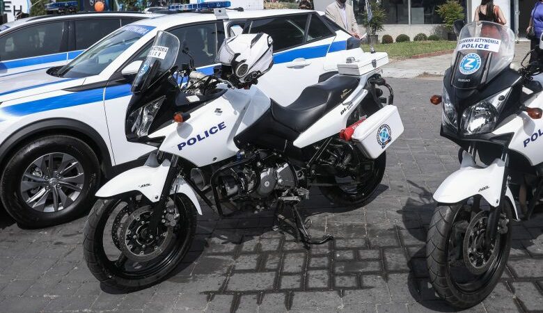 Bρέφος βρέθηκε σε σακούλα δίπλα σε κάδο απορριμμάτων στον Άλιμο