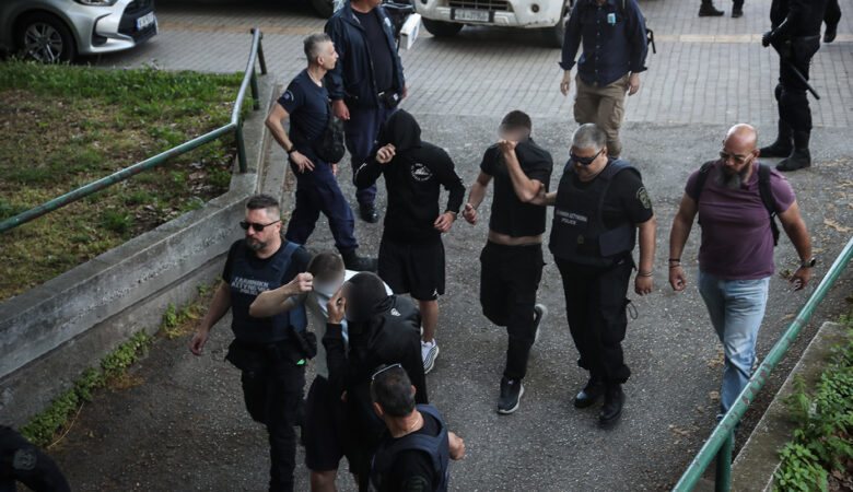 «Εθνικιστική Νεολαία Θεσσαλονίκης»: Οι διάλογοι των μελών της ακροδεξιάς οργάνωσης – «Του άνοιξα το κεφάλι – Ζήτω ο Κασιδιάρης»