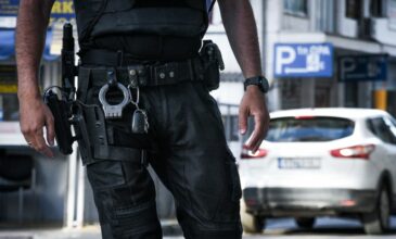 Στον εισαγγελέα οι 28 συλληφθέντες για συμμετοχή σε εγκληματική οργάνωση που δρούσε υπό τον «μανδύα» ακροδεξιάς συλλογικότητας