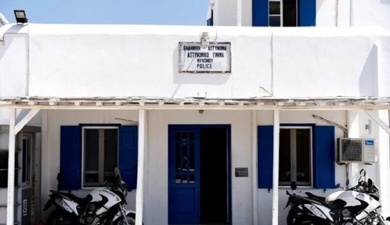 Επιχειρηματίας στη Μύκονο καταγγέλλει ότι έπεσε θύμα ξυλοδαρμού από αστυνομικούς