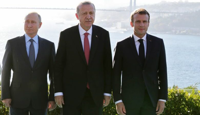 Τηλεφωνική επικοινωνία Ερντογάν με Πούτιν και Μακρόν για ειρηνευτικές διαπραγματεύσεις στον πόλεμο της Ουκρανίας