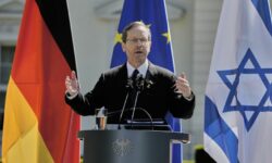 Επίσκεψη του προέδρου του Ισραήλ στο Βερολίνο με αφορμή τα 60 χρόνια διπλωματικών σχέσεων με τη Γερμανία