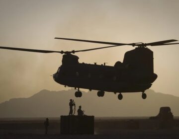 Οι ΗΠΑ ενέκριναν την πώληση στρατιωτικών ελικοπτέρων και εξοπλισμού συντήρησης μαχητικών αεροσκαφών στα ΗΑΕ αθροιστικής αξίας 1,4 δισεκ. δολαρίων