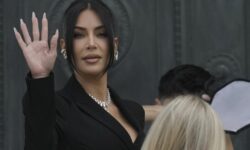 «Σε συγχωρώ» είπε η Κιμ Καρντάσιαν σε κατηγορουμένο στη δίκη για την ληστεία σε βάρος της στο Παρίσι