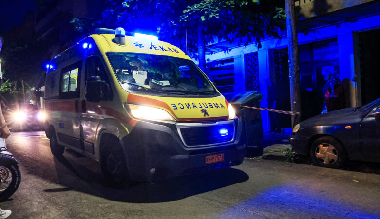 Φρίκη στη Λάρισα: Ένας 21χρονος μαχαίρωσε μέχρι θανάτου τη μητέρα του και προσπάθησε να κρύψει το πτώμα με τον ξάδερφο του