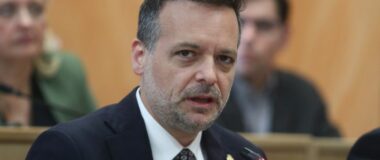Χάρης Δούκας: Η στέγη είναι κοινωνικό αγαθό και όχι χρηματιστηριακό προϊόν