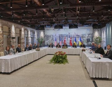 Ολοκληρώθηκε η συνάντηση αξιωματούχων Ουκρανίας, Τουρκίας και ΗΠΑ στην Κωνσταντινούπολη