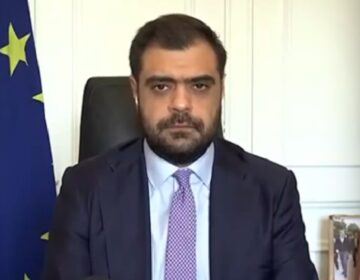 Μαρινάκης: «Το ΠΑΣΟΚ συμμετείχε σε μια άθλια εργαλειοποίηση μιας εθνικής τραγωδίας»
