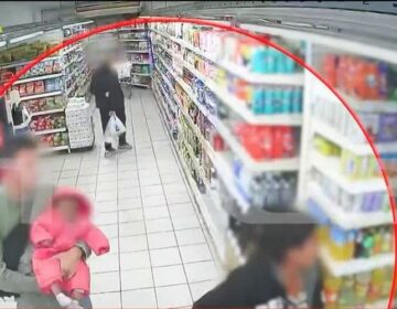 Βίντεο-ντοκουμέντο από την αρπαγή του βρέφους που βρέθηκε σε κάδο σκουπιδιών στον Άλιμο