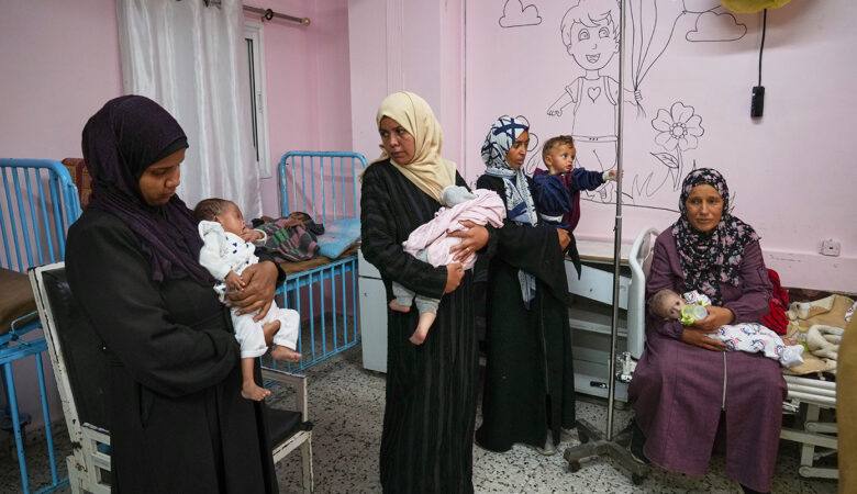 Αυστηρή προειδοποίηση του ΟΗΕ για Γάζα: 14.000 μωρά κινδυνεύουν να πεθάνουν τις επόμενες 48 ώρες