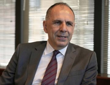 Γεραπετρίτης στο Συμβούλιο Ασφαλείας του ΟΗΕ: «Η Ελλάδα θέλει να δει τη Συρία να πετυχαίνει»