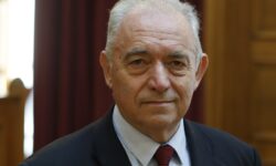 Ξέσπασε ο Ευθύμιος Λέκκας στα περί απόκρυψης του πραγματικού μεγέθους του σεισμού στην Κρήτη