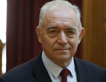 Ξέσπασε ο Ευθύμιος Λέκκας στα περί απόκρυψης του πραγματικού μεγέθους του σεισμού στην Κρήτη