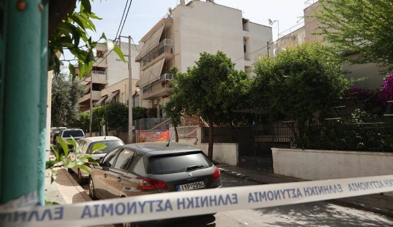 Δολοφονία 48χρονης στη Νέα Χαλκηδόνα: «Δεν την σκότωσα εγώ», ισχυρίζεται ο σύντροφός της που προφυλακίστηκε