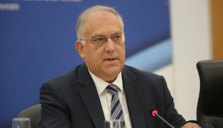 Θεοδωρικάκος: Αναγκαιότητα για την κοινωνία και την οικονομία η άρση της μονιμότητας στον δημόσιο τομέα