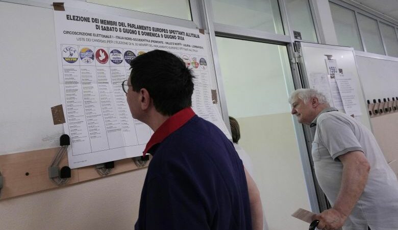 Yπεροχή της αντιπολίτευσης δείχνουν στην Ιταλία τα exit poll των δημοτικών εκλογών