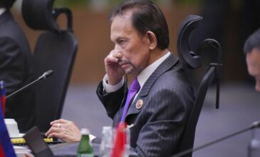Ο σουλτάνος του Μπρουνέι νοσηλεύεται σε νοσοκομείο της Μαλαισίας