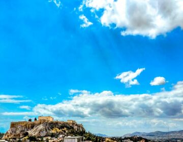 Καιρός: Γενικά αίθριος με τοπικές νεφώσεις, κυρίως στα ηπειρωτικά