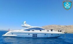 Έφτασαν στην Ρόδο με θαλαμηγό 76 πρόσφυγες και μετανάστες – Συνελήφθησαν οι Τούρκοι διακινητές