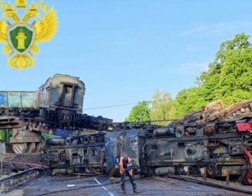 Η Ρωσία ανακοίνωσε ότι η κατάρρευση των δύο γεφυρών προκλήθηκε από εκρήξεις