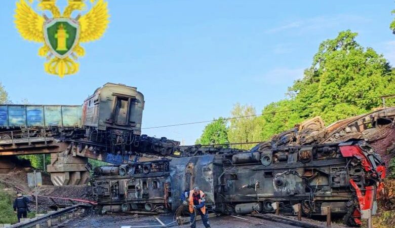 Η Ρωσία ανακοίνωσε ότι η κατάρρευση των δύο γεφυρών προκλήθηκε από εκρήξεις
