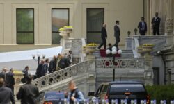 Η Ρωσία πρότεινε στην Ουκρανία ολιγοήμερη κατάπαυση του πυρός σε ορισμένους τομείς του μετώπου