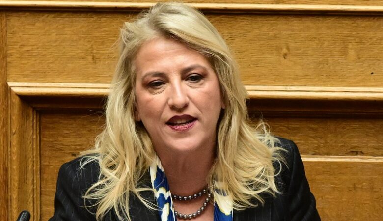 Ρένα Δούρου: «Με κατέστησαν κατηγορουμένη με ένα ψέμα»