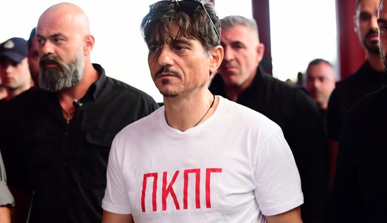 Παρουσιάστηκε αυτοβούλως στο Α.Τ. Κηφισιάς ο Δημήτρης Γιαννακόπουλος
