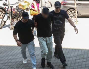 Βρέθηκε το όπλο του 49χρονου Τούρκου που πυροβόλησε κατά στελεχών της ΕΥΠ – «Νόμιζα ότι ήταν άνθρωποι των τουρκικών μυστικών υπηρεσιών»