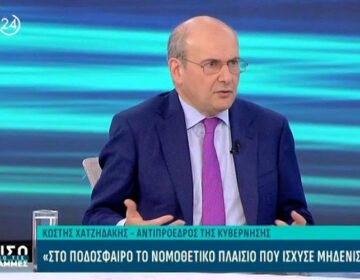 Χατζηδάκης: Η κυβέρνηση θέλει να προστατεύσει το μπάσκετ