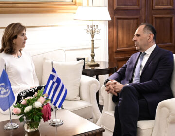Συνάντηση Γεραπετρίτη με την προσωπική απεσταλμένη του ΓΓ του ΟΗΕ για το Κυπριακό