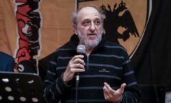 Θρήνος στην ΑΕΚ για τον θάνατο του εμβληματικού οπαδού της, Δημήτρη Χατζηχρήστου
