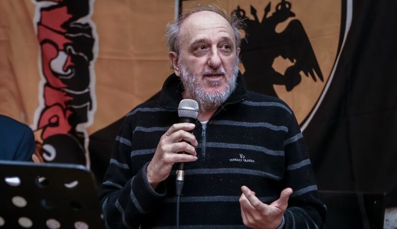 Θρήνος στην ΑΕΚ για τον θάνατο του εμβληματικού οπαδού της, Δημήτρη Χατζηχρήστου