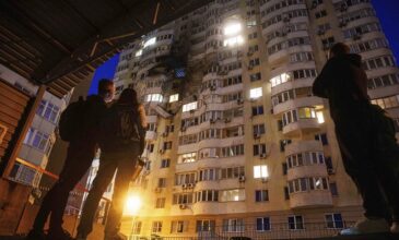 Τουλάχιστον τέσσερις νεκροί και 20 τραυματίες σε επιδρομές της Ρωσίας στο Κίεβο